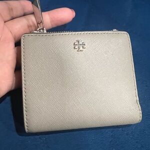 TORY Burch Tan Bifold Wallet